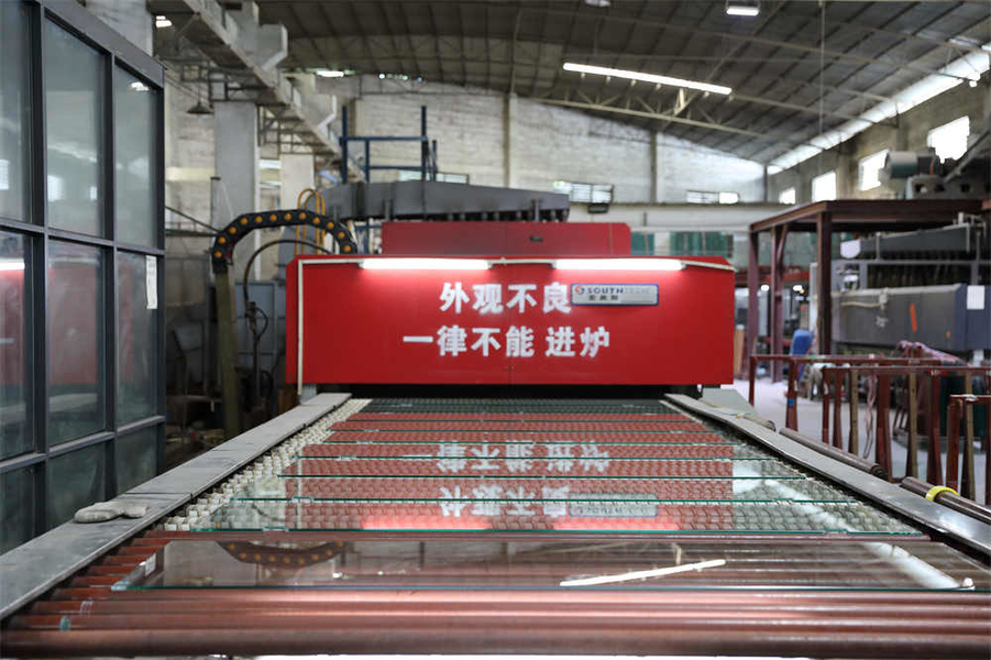 foshan nanhai ruixin glass co., ltd 製造者の生産ライン